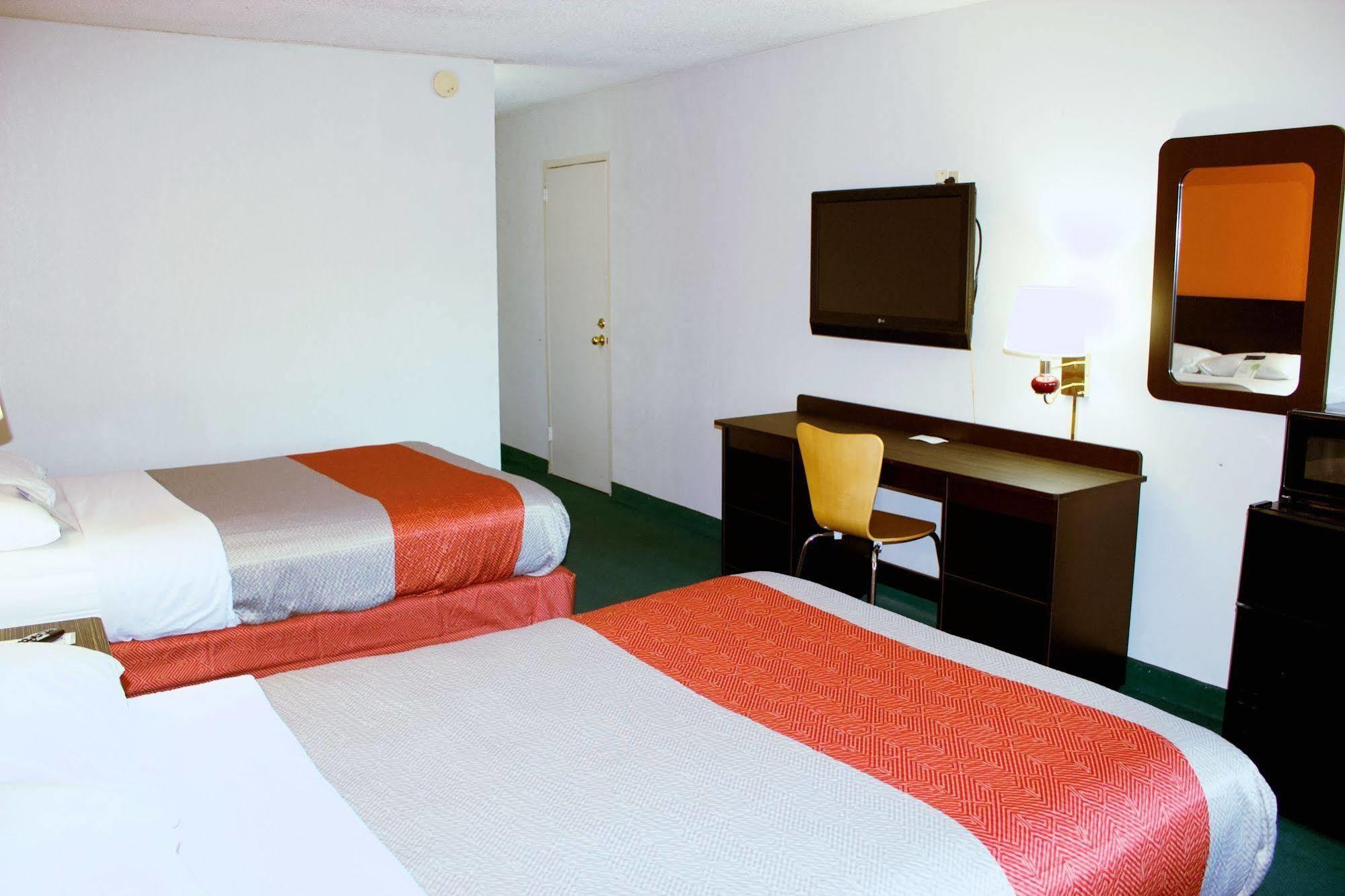 Motel 6-New Stanton, Pa Экстерьер фото